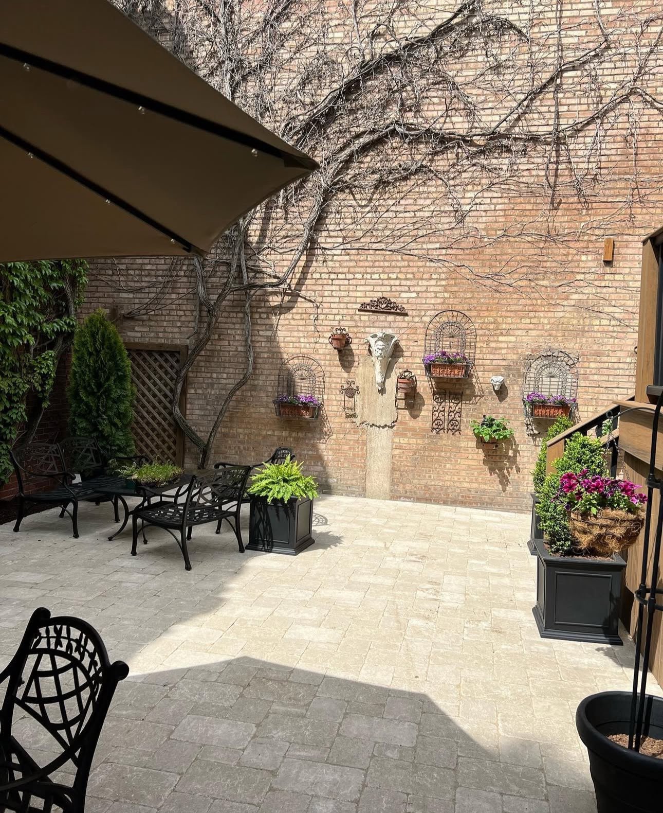 Outdoor Living Spaces